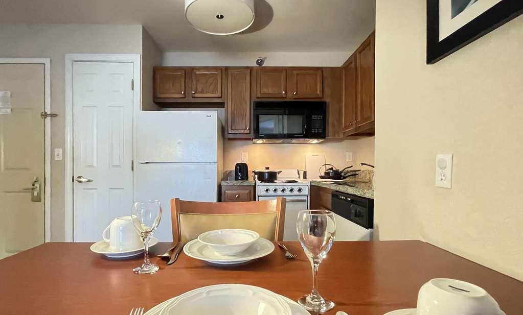 Smart Suites, Ascend Hotel Collection South Burlington Quarto foto